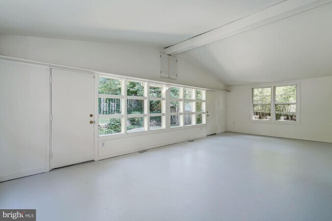 Foto del edificio - 3203 Cathedral Ave NW