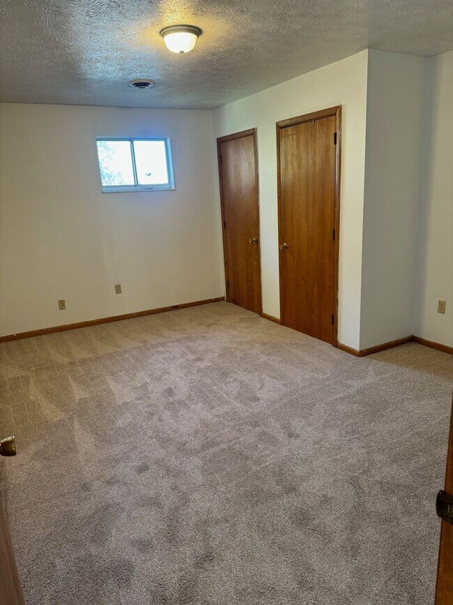 Building Photo - 3505 Elm St