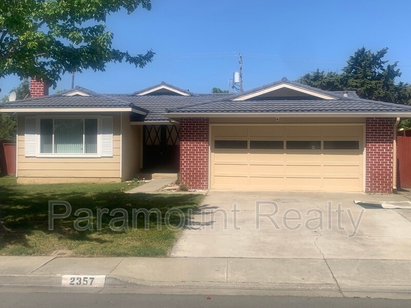 Primary Photo - 2357 Sherman Dr