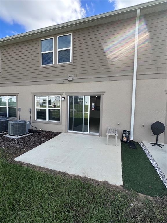 Building Photo - 740 Stoney Pointe Cir
