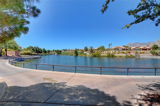 Building Photo - 10713 Grand Cypress Ave