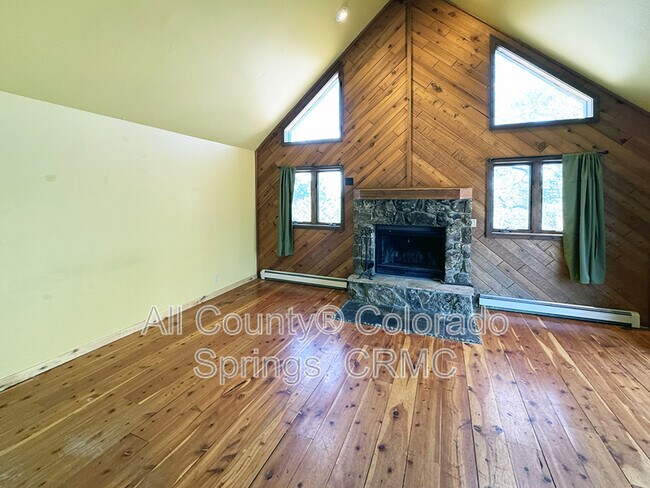 Foto del edificio - 684 Southpark Rd