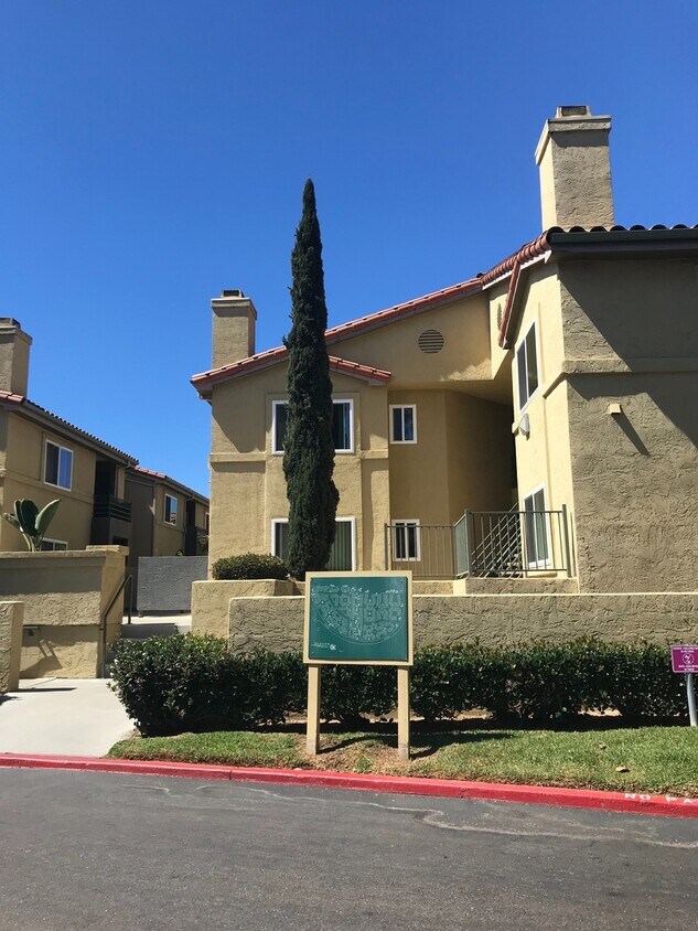 Foto principal - Upgraded upstairs corner unit in the Veran...