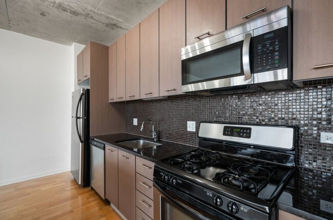 Foto del edificio - 659 W Randolph St