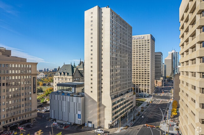 Building Photo - MacDonald Estates