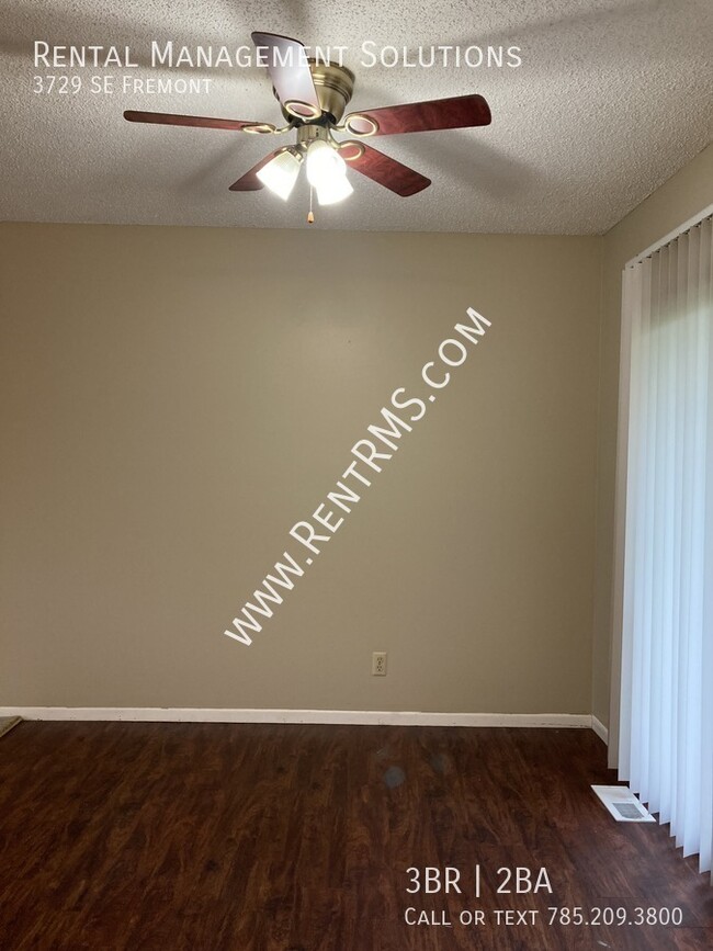 Foto del edificio - **COMING SOON**3729 SE Fremont- 3 BED/1.5 ...