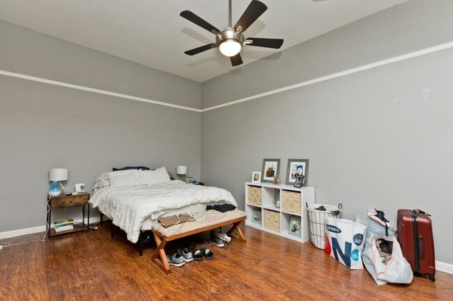 Building Photo - 2 bedroom in Chicago IL 60622