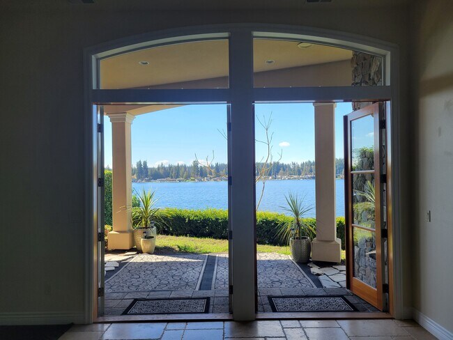 Foto del edificio - 15026 39th Ave NW