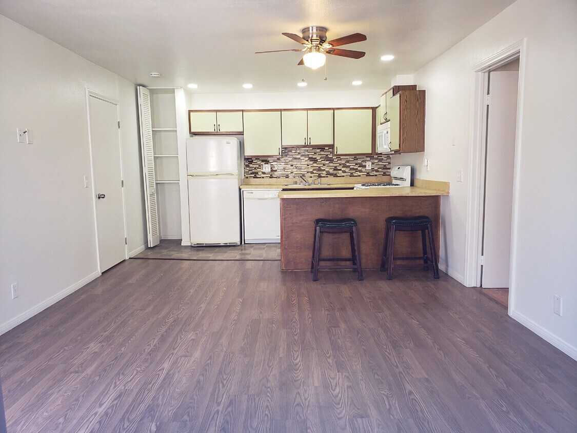 1261 Victor St, El Cajon, CA 92021 - 1261 Victor St El Cajon