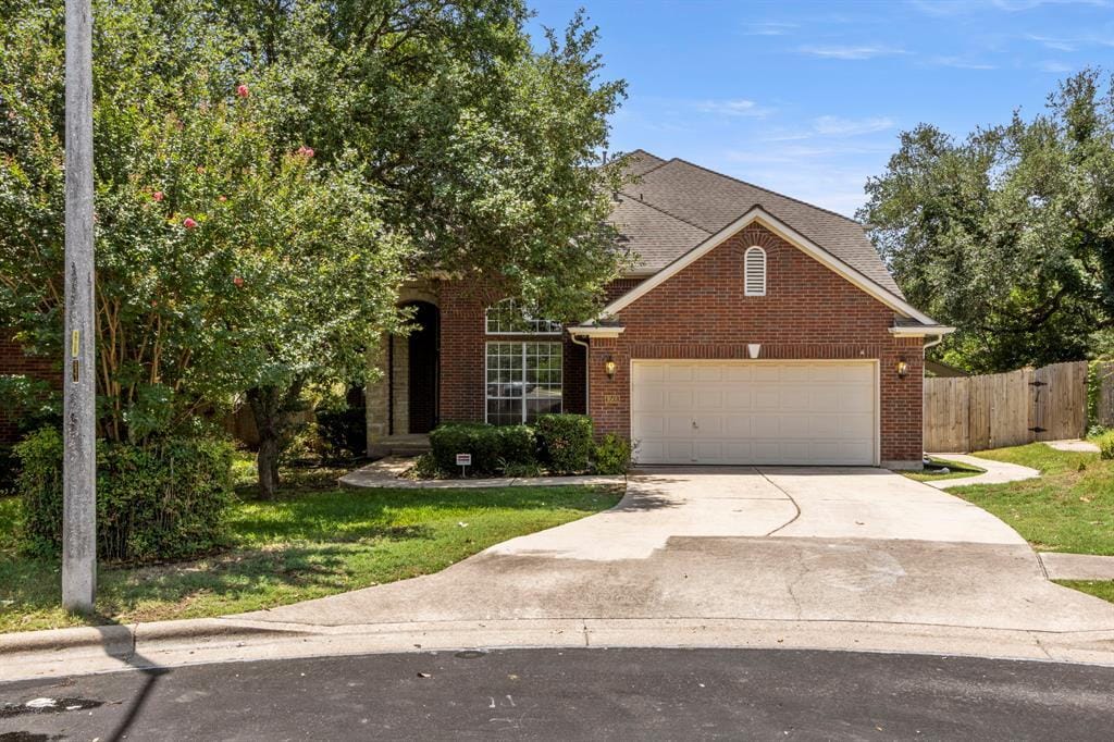 Primary Photo - 9501 Aire Libre Dr
