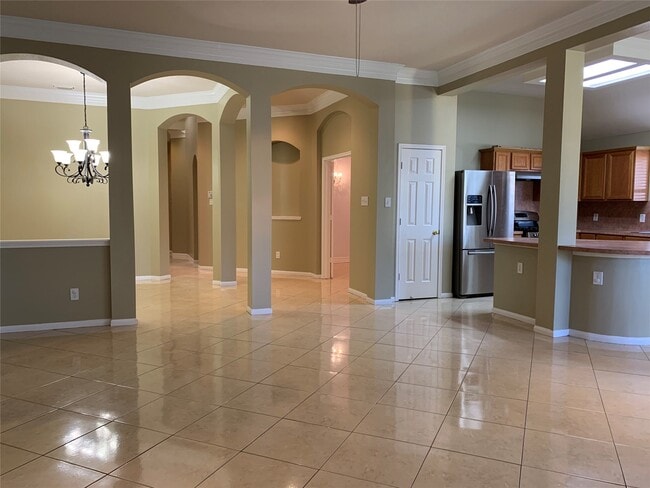 Building Photo - 2014 Makenna Ln