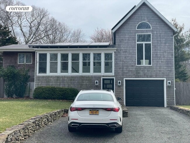 Building Photo - 86 Runnymede Dr