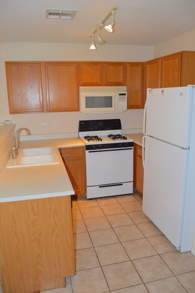 Building Photo - 125 S 56th St