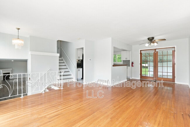 Photo - 991 Sherbrook Circle House
