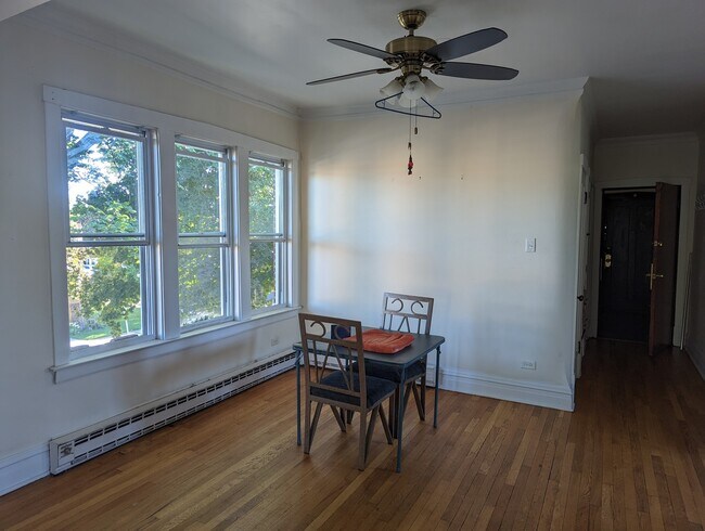 Foto del edificio - 1647 Oak Park Ave