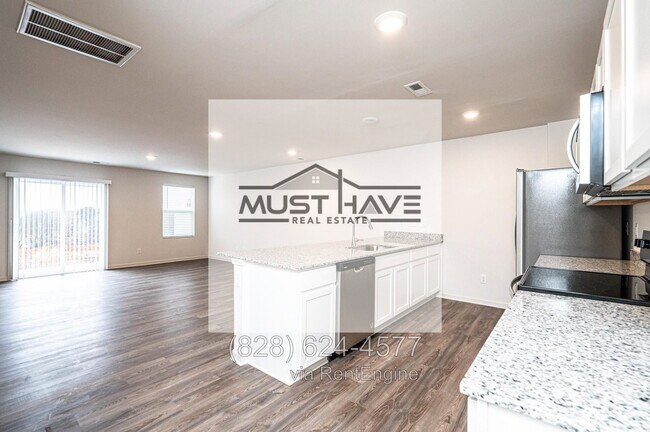 Building Photo - 1942 Tranquility Cir