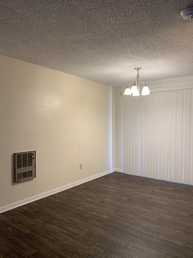 Foto del edificio - 2/1.5 in Deltona convenient to Publix, Low...