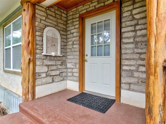 Building Photo - 1600 San Juan Dr