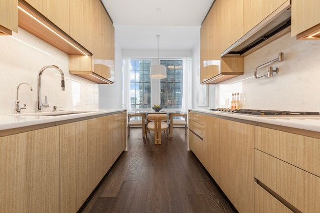 Building Photo - 35 Hudson Yards