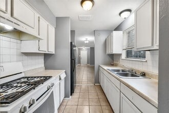 Building Photo - 3231 Scotch Moss Ln