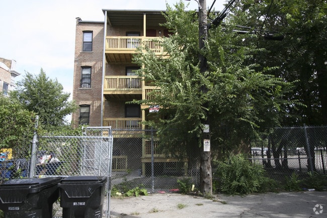 Building Photo - 3745 W Douglas Blvd