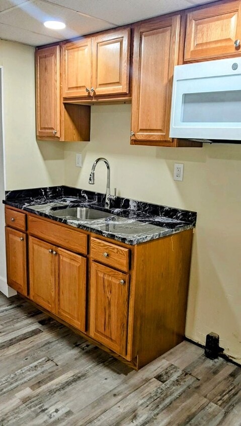 Foto principal - 165 W Gordon St
