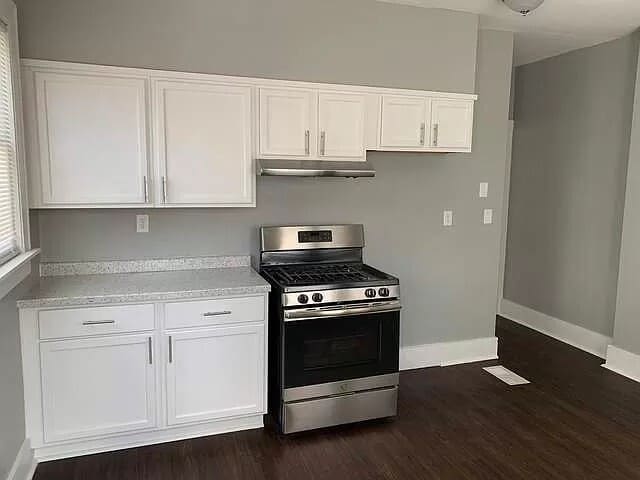 Foto del edificio - 325 N 7th St