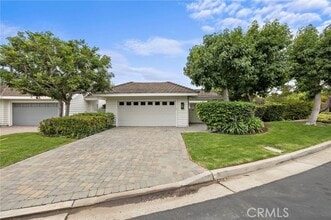 49 Southampton Ct