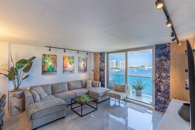 Foto del edificio - 2841 NE 163rd St