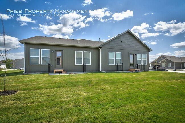 Foto del edificio - Genesis Farms Duplex - Ready for Move In!