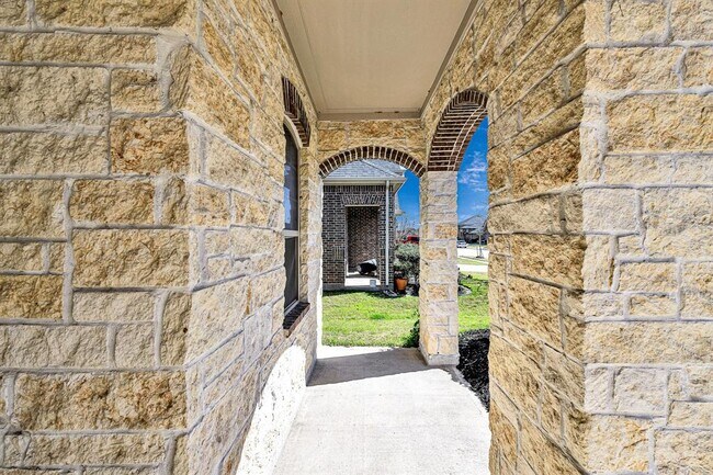 Foto del edificio - 25034 Blue Mountain Park Ln