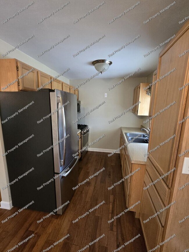 Foto del edificio - Three Bedroom Ranch w/ Finished Basement