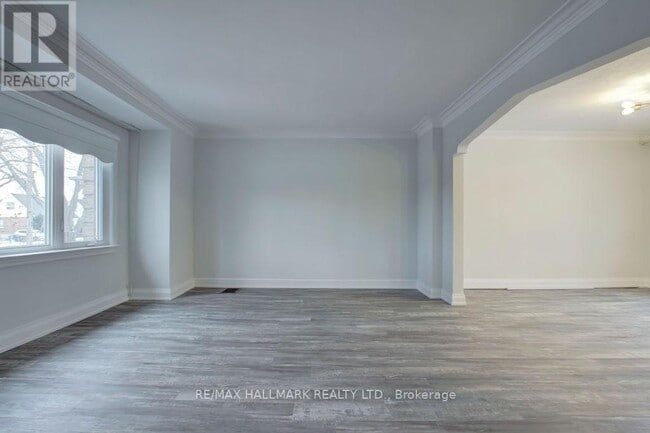 Building Photo - 51 Stamford Square S