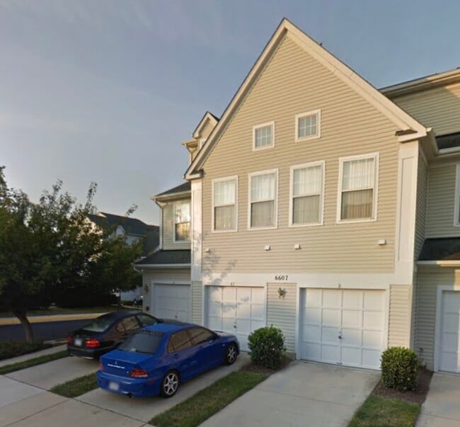 Building Photo - 6607 Thackwell Way