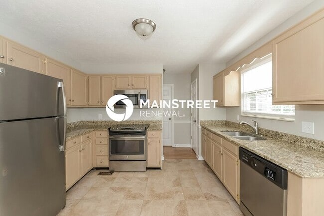 Foto del edificio - 4 Bedroom Pet-Friendly Home in Antioch, TN...