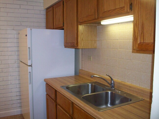 841 N York St Unit 406, Elmhurst, IL 60126 - Condo for Rent in Elmhurst ...