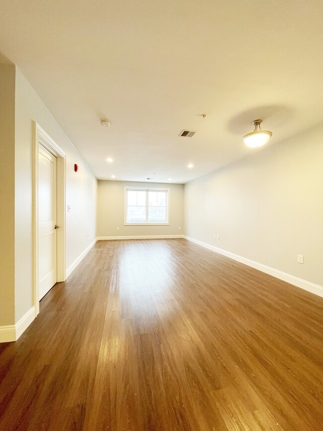 Foto del edificio - 32 Harris St