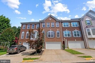 Building Photo - 13412 Matthews Vista Dr