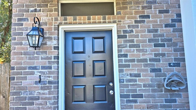 Building Photo - 5803 Cinnamon Creek Cir