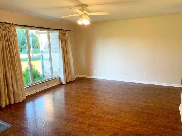 Building Photo - 4102 KNOLL TOP DRIVE