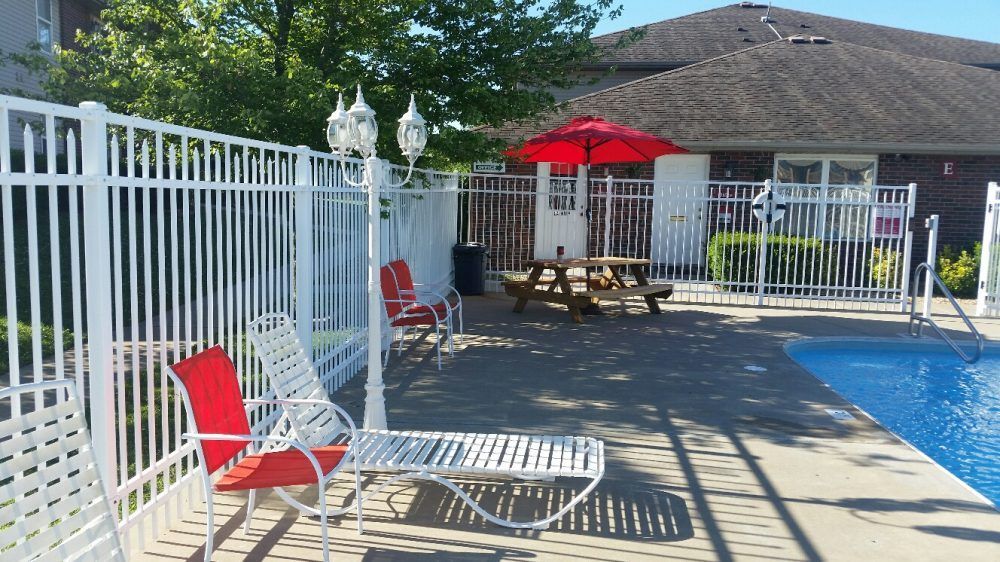 Spring Hill Apartments in Republic, MO