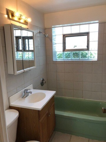 Building Photo - 535 Jackson Blvd