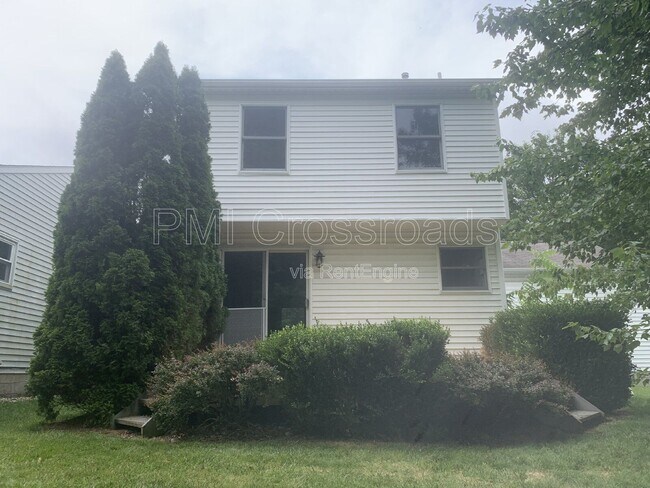 Building Photo - 8620 Olenbrook Dr