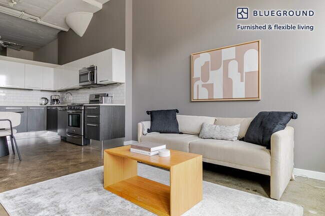 Foto del edificio - 1313 W Randolph St