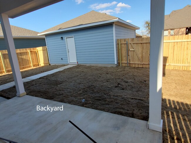 Foto del edificio - 2412 Pecan Island Dr