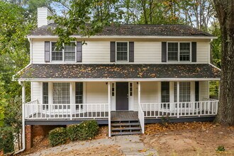Building Photo - 3881 Wintergreen Ct