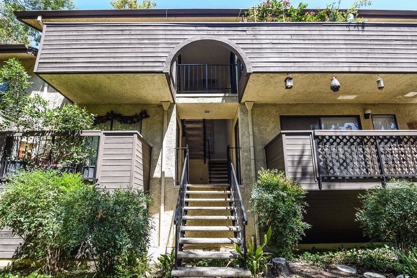 7312 Corbin Ave, Reseda, CA 91335 House Rental in Reseda, CA