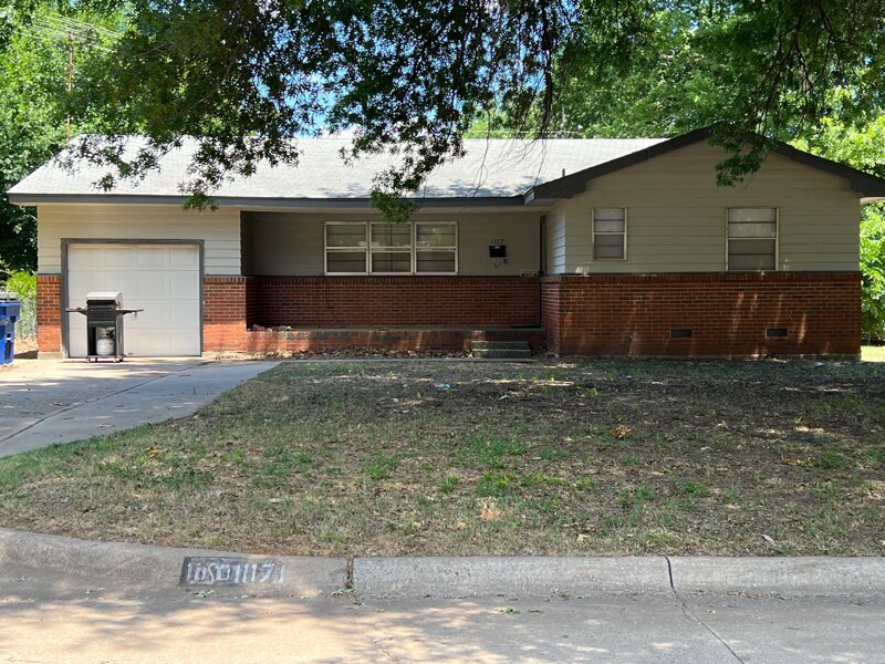 Foto principal - 1117 S Stanley St