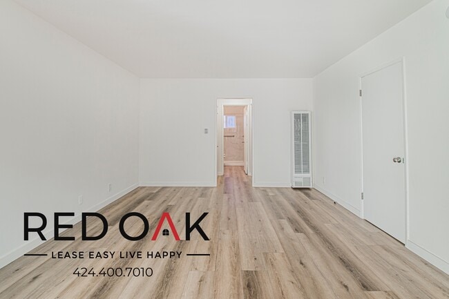 Building Photo - 1008 Normandie Ave