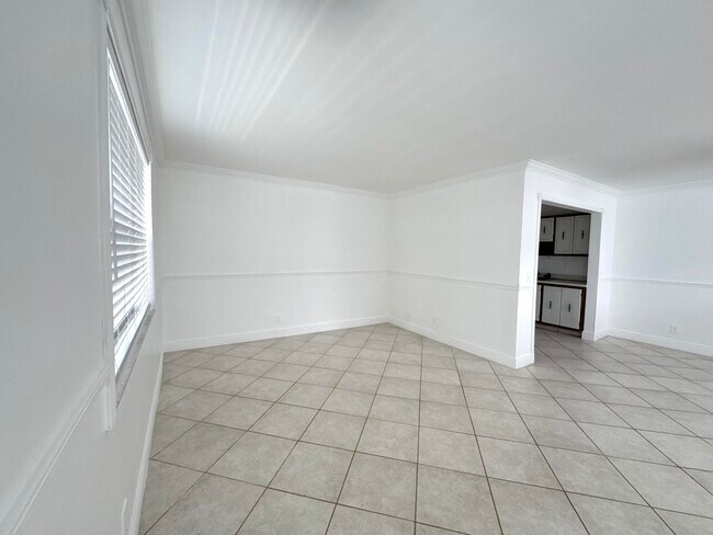 Foto del edificio - 80 Normandy Ln